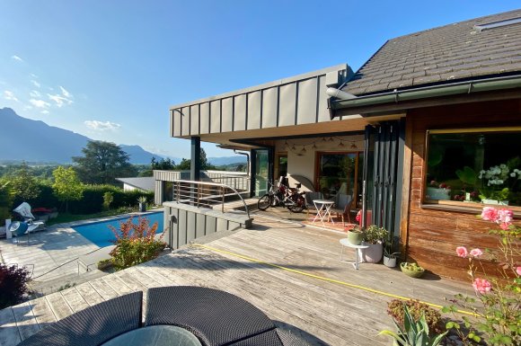 Extensions de terrasses dans une sublime maison à Voglans (73) avec une vue époustouflante !