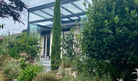 Installation d'une pergola à pente inversée près de Lyon