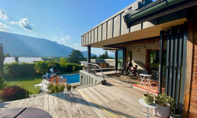 Extensions complète de terrasses dans une sublime maison à Voglans (73) avec une vue époustouflante !