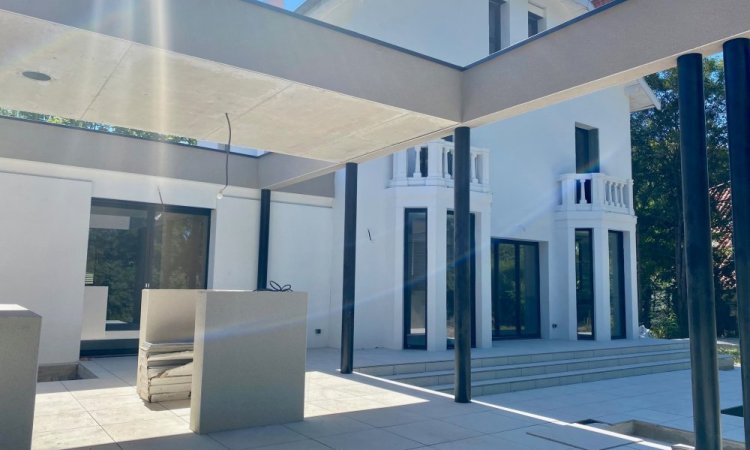 Remplacement des menuiseries aluminium d'une maison bourgeoise à Lyon