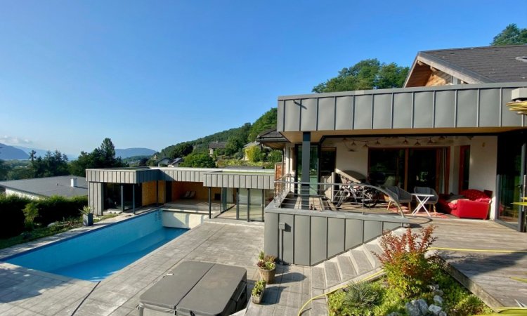 Extensions complète de terrasses dans une sublime maison à Voglans (73) avec une vue époustouflante !