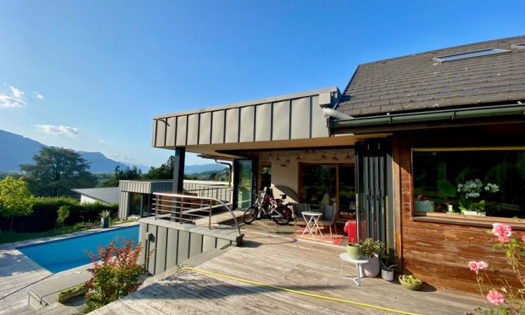 Extensions complète de terrasses dans une sublime maison à Voglans (73) avec une vue époustouflante !