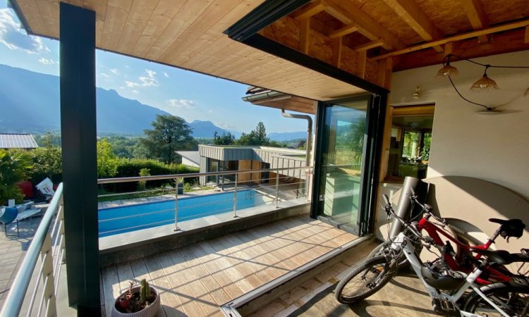 Extensions complète de terrasses dans une sublime maison à Voglans (73) avec une vue époustouflante !